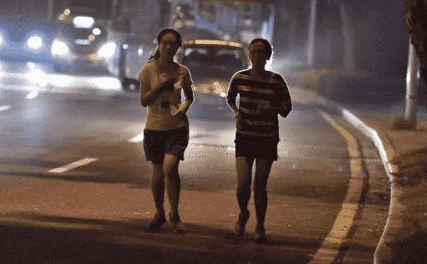 晚上跑步的禁忌有哪些？晚上跑步時(shí)有什么要注意的？(1)