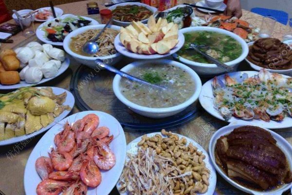 痛經(jīng)一直不好怎么辦？4個(gè)瑜伽動(dòng)作讓你遠(yuǎn)離痛經(jīng)(4)