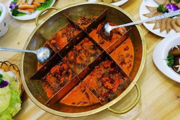 小伙吃完火鍋拉肚子拉成腎衰竭，拉肚子應(yīng)該注意什么？(1)