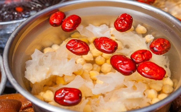美白護(hù)膚吃什么好？美白護(hù)膚的食物有哪些？(1)
