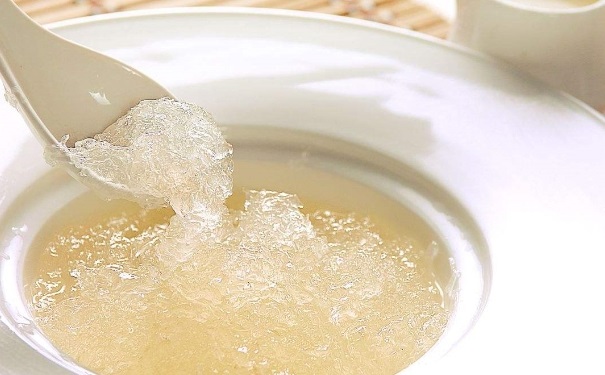 中醫(yī)美容食譜有哪些？女性吃哪些食物美容效果好？(1)