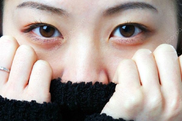 黑眼圈有哪些形成原因？祛除黑眼圈要這樣做(1)