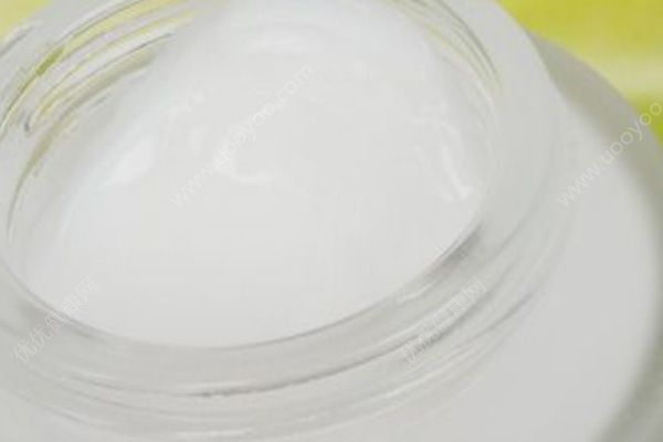 護(hù)膚品功效越多越好嗎？護(hù)膚品，功能越少越好？(2)