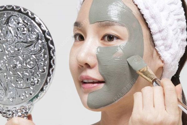 臉部去皺紋的七個(gè)有效方法  女人抗皺的秘方在這里！(3)