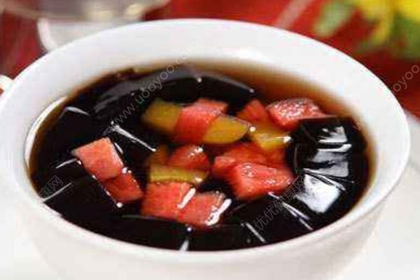 常見(jiàn)的中藥零食怎么正確吃？中藥零食吃錯(cuò)很傷身！(2)