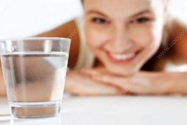 女性睡前吃這些保證滿臉膠原蛋白！女人保養(yǎng)皮膚吃什么好？(1)