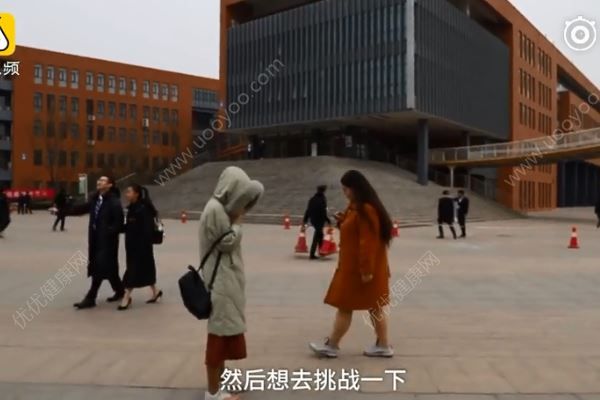 240斤胖妹考播音主持，認(rèn)為胖子可以帶來(lái)更多歡樂(lè)(2)