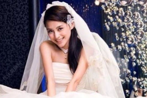 阿嬌被曝5月完婚，離宣布戀情后拍拖僅半年(4)