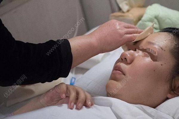 太原“漸凍人”媽媽剖腹產(chǎn)子，全球罕見中國僅兩例(3)
