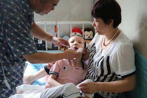 6歲男童被繼母虐待成植物人，75%顱骨粉碎(2)