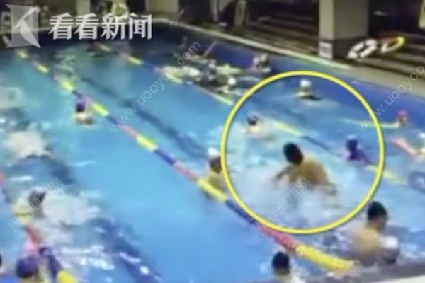 泳池起沖突家長到單位鬧事，女醫(yī)生不堪壓力自殺(1)