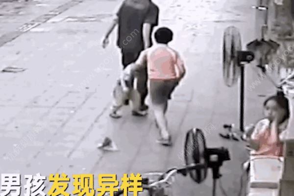 幼兒險(xiǎn)些當(dāng)街被陌生男拖走，涉事者稱逗他玩，如何預(yù)防孩子被拐(2)
