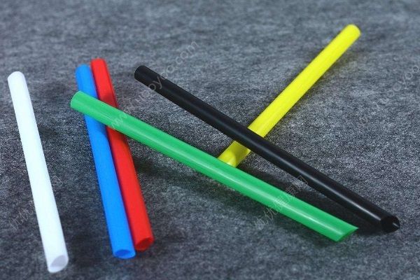 星巴克宣布禁用塑料吸管，抵制一次性塑料產品(3)
