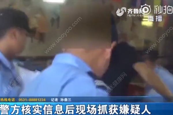 乘客吹噓捅了5人，的哥報警后一查真是逃犯(2)