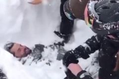 美國加州滑雪勝地雪崩，5人被埋，滑雪有哪些注意事項(xiàng)？[多圖]