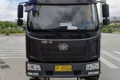 司機遇到交警查車被罰200，多看一眼后備箱再罰7萬[多圖]