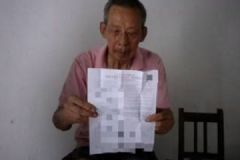老人被撞被謠傳成碰瓷高手，老人帶認(rèn)定書(shū)證清白[多圖]