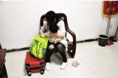 女子5萬賣掉1歲多女兒，剛賣完就花6000買化妝品[多圖]