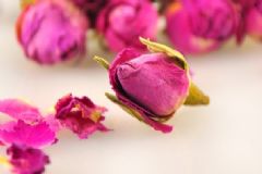 干的玫瑰花如何保存？干的玫瑰花有多久的保質(zhì)期？[圖]