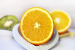 夏季有哪些天然防曬食物？吃這些食物勝過(guò)抹防曬霜[圖]