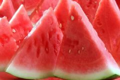 夏季吃什么可以養(yǎng)顏美容？夏季有利皮膚的水果有哪些？[圖]