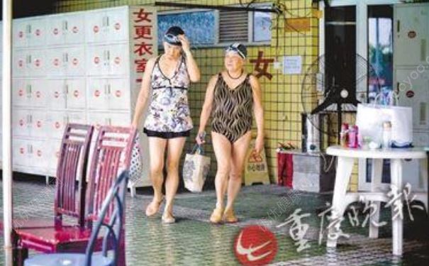 88歲老婆婆堅持游泳28年，希望90歲還能跳臺跳水(3)