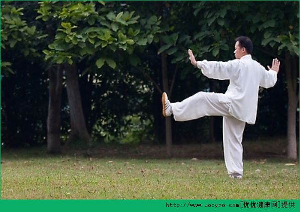 練太極拳膝關(guān)節(jié)痛為什么？練太極拳怎樣保護(hù)膝關(guān)節(jié)？(3)