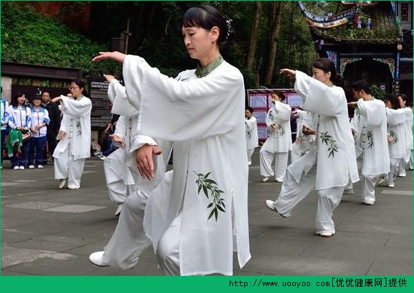 太極拳能治療冠心病嗎？太極拳能練好冠心病嗎？(1)