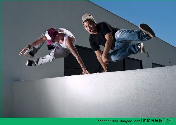 跑酷會(huì)死人嗎？跑酷有摔死的嗎？(3)