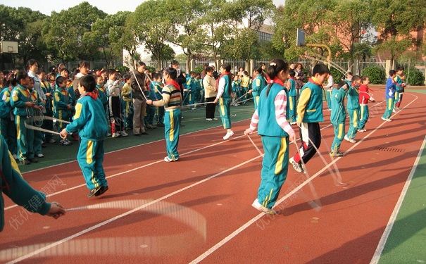 青少年適合健身嗎？青少年健身會影響身高嗎？(3)