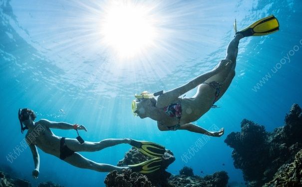 浮潛是什么意思？深潛和浮潛有什么區(qū)別？(1)