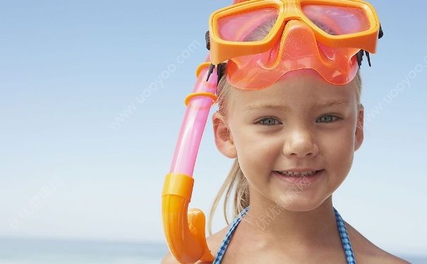 小孩可以浮潛嗎？多大小孩可以潛水？(3)