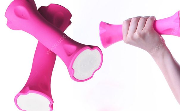 女生練啞鈴能瘦胳膊嗎？舉啞鈴可以瘦手臂嗎？(1)