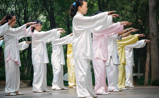 晨練跑步注意事項(xiàng)？早晨跑步注意事項(xiàng)？(1)