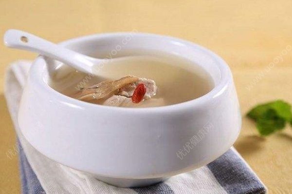 秋季飲食如何進(jìn)補(bǔ)？秋季千萬不可亂補(bǔ)！(2)
