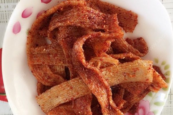 少年吃15包辣條搶救14小時(shí)未清醒，吃辣條的危害你可知？(3)