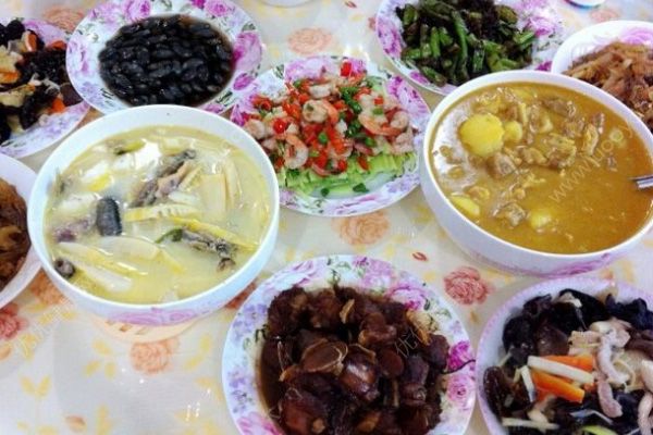 春節(jié)回家吃吃喝喝？春節(jié)怎么預防食物中毒？(3)