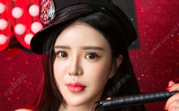 美瞳可以兩個(gè)人戴嗎？美瞳能與別人共用嗎？(2)