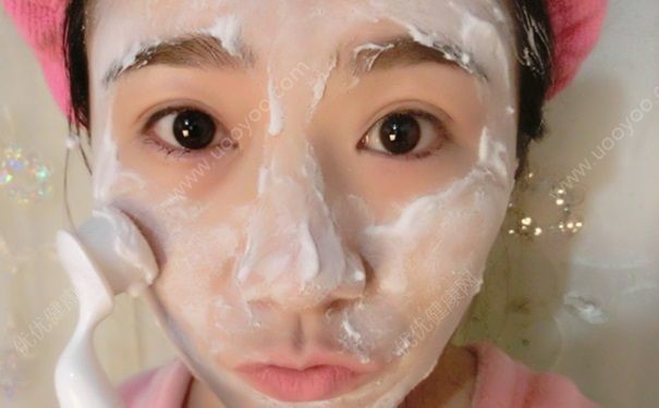 卸妝會使毛孔變大嗎？卸妝會導致毛孔粗大嗎？(1)