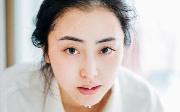 卸妝會使毛孔變大嗎？卸妝會導致毛孔粗大嗎？(3)