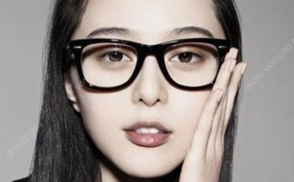 如何快速消除眼袋？快速消除眼袋的小竅門(mén)(7)