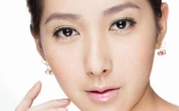 毛孔粗大是什么原因？毛孔粗大如何改善？(3)