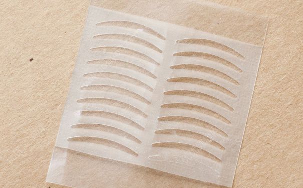 睡覺(jué)能貼雙眼皮貼嗎？睡覺(jué)貼雙眼皮貼可以嗎？(4)