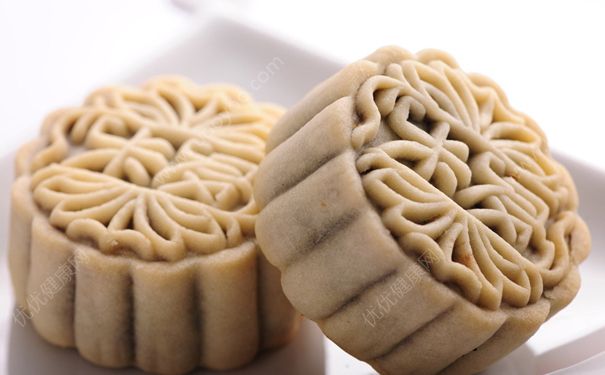 吃月餅會(huì)長(zhǎng)痘痘嗎？長(zhǎng)痘痘可以吃月餅嗎？(1)