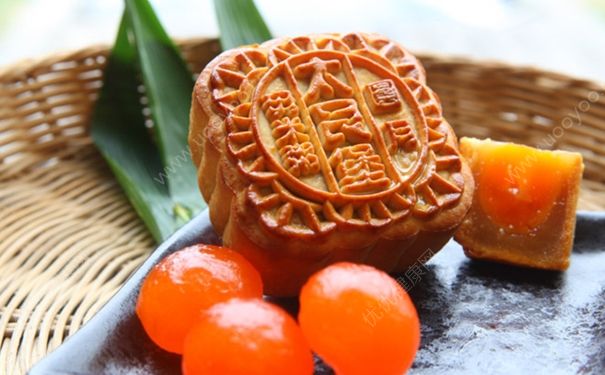 吃月餅會(huì)長(zhǎng)痘痘嗎？長(zhǎng)痘痘可以吃月餅嗎？(3)