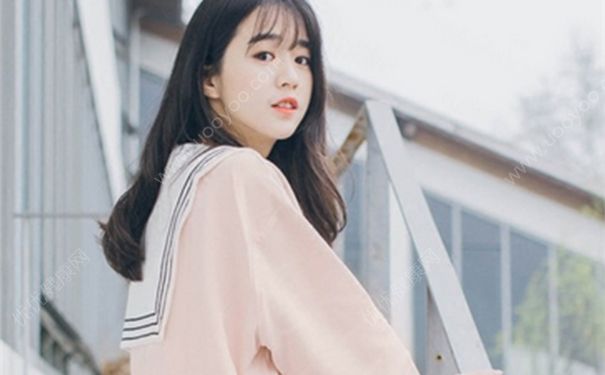 粉底液弄衣服上怎么洗凈？粉底液弄到衣服上怎么洗？(1)