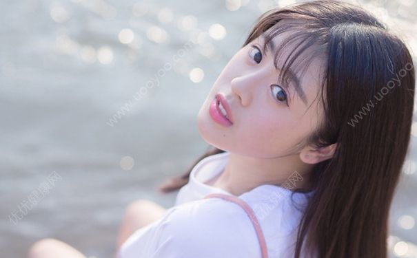 粉底液在什么時(shí)候用？粉底液用完應(yīng)該擦什么？(2)