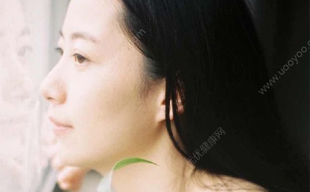 用粉底液會(huì)堵塞毛孔嗎？粉底液堵塞毛孔怎么辦？(1)
