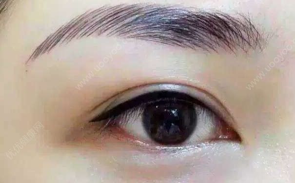 眼妝的畫法步驟 眼妝怎么畫最迷人漂亮？(5)