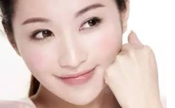 隆鼻有哪幾種？隆鼻有后遺癥嗎？(1)